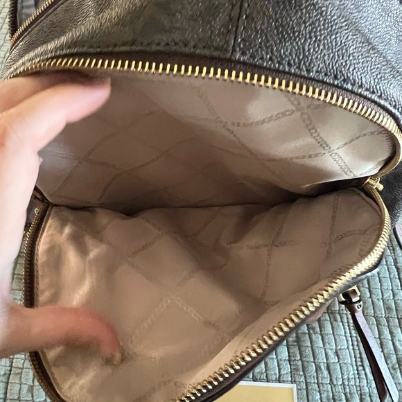 Perfect condition! Michael Kors book bag- mid size. - Picture 3 of 9